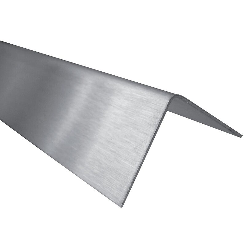Cornières égales inox poli brillant longueur 2 m 15x15x0,8. disponible abidjan cote d'ivoire.