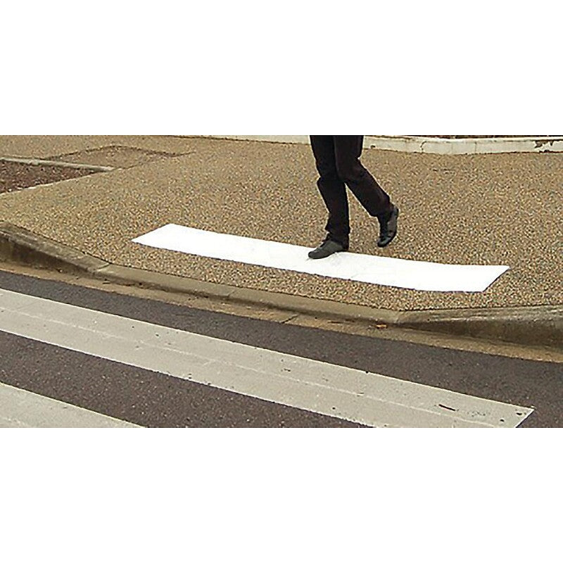 Dalles podotactiles d'éveil à la vigilance à coller à usage extérieur clarion - 445 x 400 mm - finition blanc. disponible abidjan cote d'ivoire.