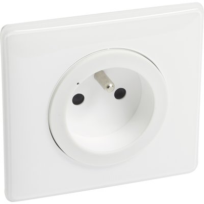 Prise de courant connectée standard francais bornes auto 16a celiane blanc réf. disponible abidjan cote d'ivoire.