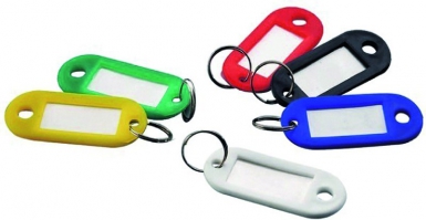 Étiquettes porte-clés plastique avec crochet et trou vert boîte de 100 p. disponible abidjan cote d'ivoire.