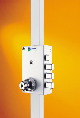 1/2tour ouvrant ext p/ser448 d. disponible abidjan cote d'ivoire.