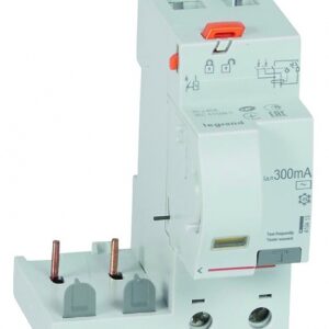 Bloc différentiel adaptable à vis dx³ pour disjoncteur 1 module par pôle - 2p 230v~ - 40a - typeac 300ma. disponible abidjan cote d'ivoire.