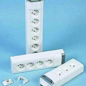 Blocs multiprises d'installation fixables standard 4 prises 2p+t long. disponible abidjan cote d'ivoire.