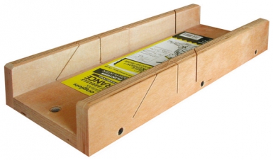 Bte a onglets plinthe 400mm. disponible abidjan cote d'ivoire.