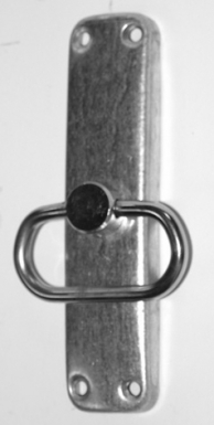 Crémone n°3 en applique boîtier zingué, anneau nickelé pour tringles d-rondes 16x6. disponible abidjan cote d'ivoire.