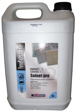 Dégraissant alcalin concentré solnet pro - élimine les salissures importantes - bidon 5 l - surfaces lavables : bétons, bétons peints, carrelages, plastiques . disponible abidjan cote d'ivoire.