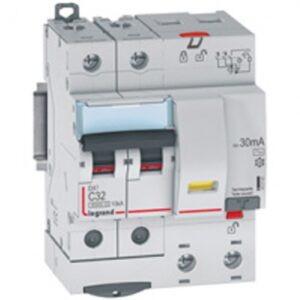 Disjoncteur différentiel monobloc dx³6000 10ka arrivée haute et départ bas à vis 2p 230v~ à 400v~ - 10a - typeac 30ma. disponible abidjan cote d'ivoire.