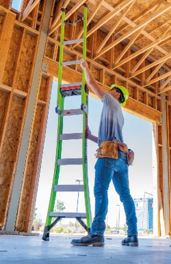 Escabeau king combo - fibre de verre isolante - transformable en échelle d'appui et échelle extensible - 5 marches - h. disponible abidjan cote d'ivoire.