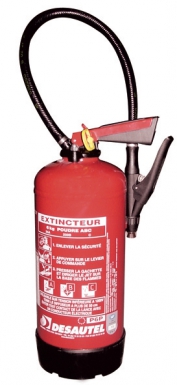Extincteur p6p poudre abc extincteur nf à pression auxiliaire - polyvalente sur les 3 types de feux - 6 kg. disponible abidjan cote d'ivoire.