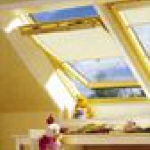 Fenêtre velux basculante confort ggl mk 04 bois massif vitrage isolant lxh: 78x98 cm. disponible abidjan cote d'ivoire.