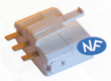 Fiche dcl 2 pôles + terre 6a connexion par vis équipée d'un serre-câble. disponible abidjan cote d'ivoire.