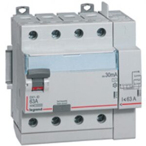Interrupteur différentiel dx³-id arrivée haut à vis et départ haut automatique - 4p 400v~ 63a typeac 30ma - 5 modules. disponible abidjan cote d'ivoire.