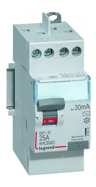 Interrupteur différentiel dx³-id arrivée haute et départ haut à vis - 2p 230v~ 25a typeac 30ma - 2 modules. disponible abidjan cote d'ivoire.