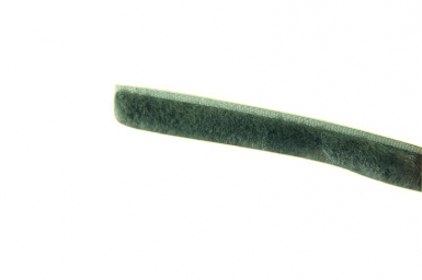Joint balais ( cornière basse ) pour placard coulissant 10 ml. disponible abidjan cote d'ivoire.