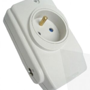 Parafoudre en boîtier prise 16a + tv-sat + téléphonique + voyant col. disponible abidjan cote d'ivoire.