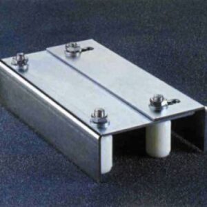 Plaque de guidage double réglable l 220 x l 135 à 175 à 4 olives nylon. disponible abidjan cote d'ivoire.