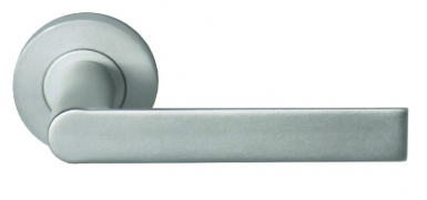 Poignées portes/fenêtres zéphyr  finition aluminium finition anodisée argent. disponible abidjan cote d'ivoire.