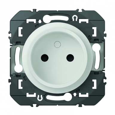 Prise de courant 2p à puits dooxie 16a finition blanc. disponible abidjan cote d'ivoire.