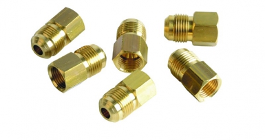 Réduction ur3-68 " flare " f 3/8 x m 1/2 - 6 pièces. disponible abidjan cote d'ivoire.