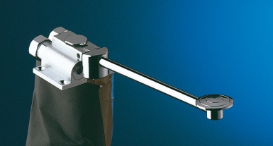 Robinet lavabo monofoot commande au pied - f/sol - chromé - 15x21/ø14. disponible abidjan cote d'ivoire.