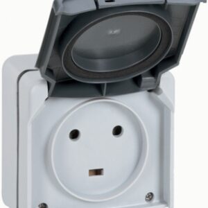 Socle saillie plexo 2p+t 20a 400v à volet matière moulée 84x77 mm col. disponible abidjan cote d'ivoire.