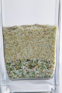 Verre filtrant  25kg  1a3mm. disponible abidjan cote d'ivoire.